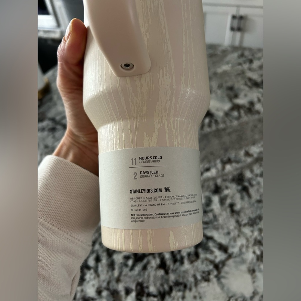 Stanley Birch Woodgrain 40 oz Quencher Protour Flip Straw Tumbler Rare Leakproof - Picture 7 of 10